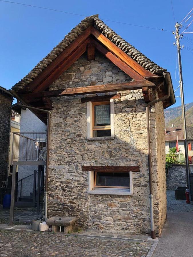 Bed and Breakfast Rustico Cadrobi 20 San Vittore Exterior foto