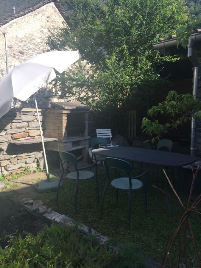 Bed and Breakfast Rustico Cadrobi 20 San Vittore Exterior foto